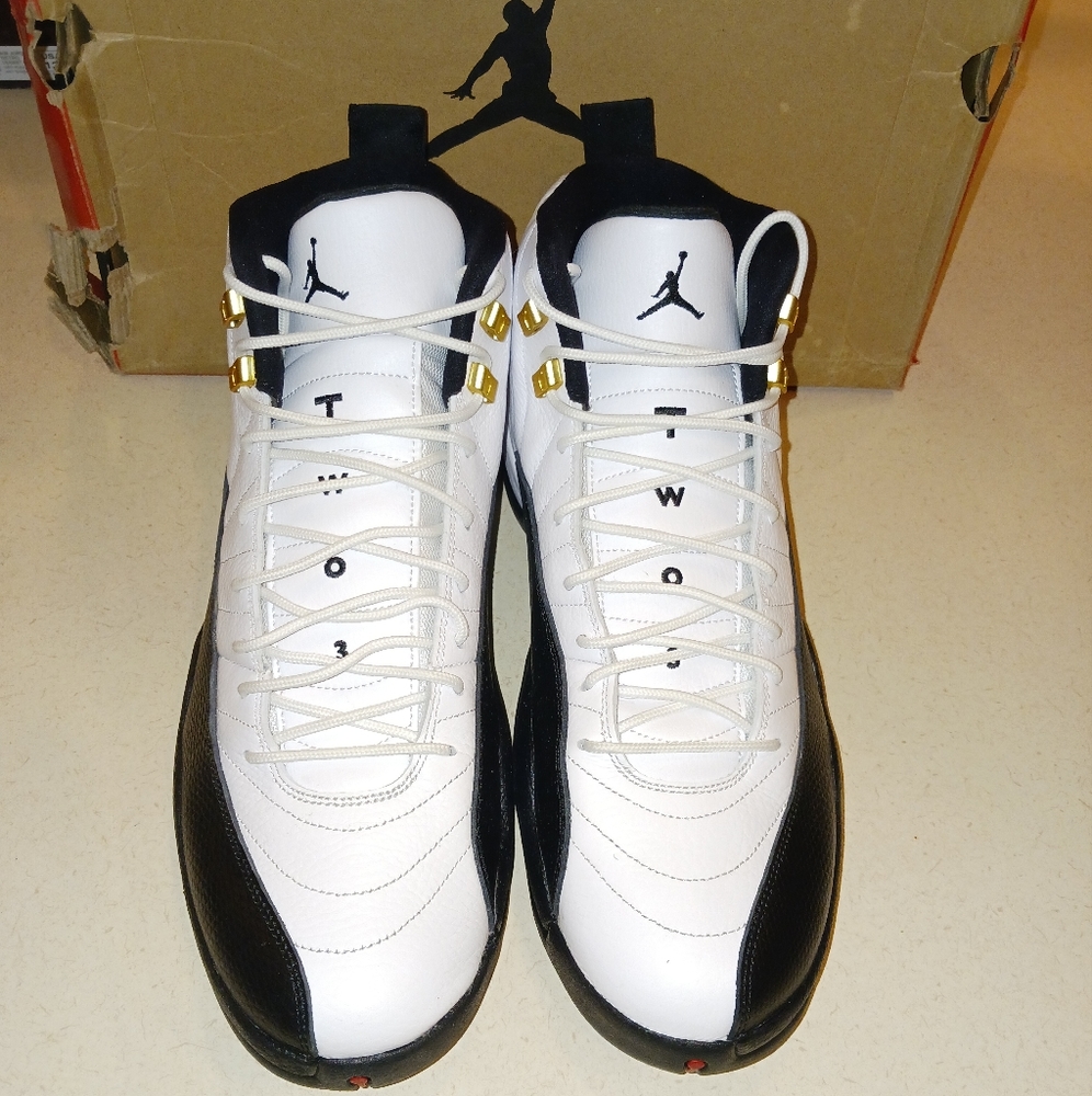 Air Jordan Retro 12 Taxi 2013